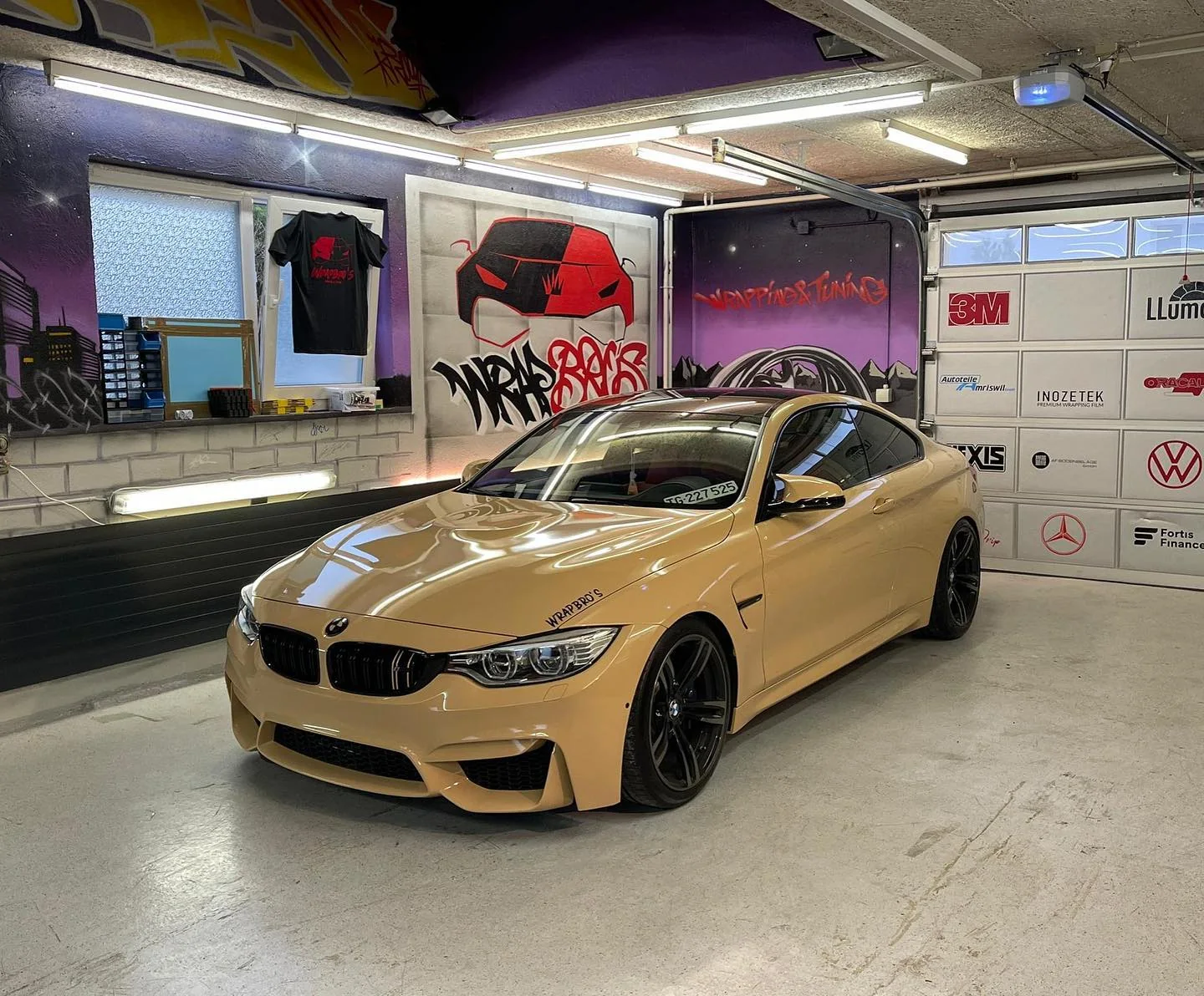 BMW M4, Folierung