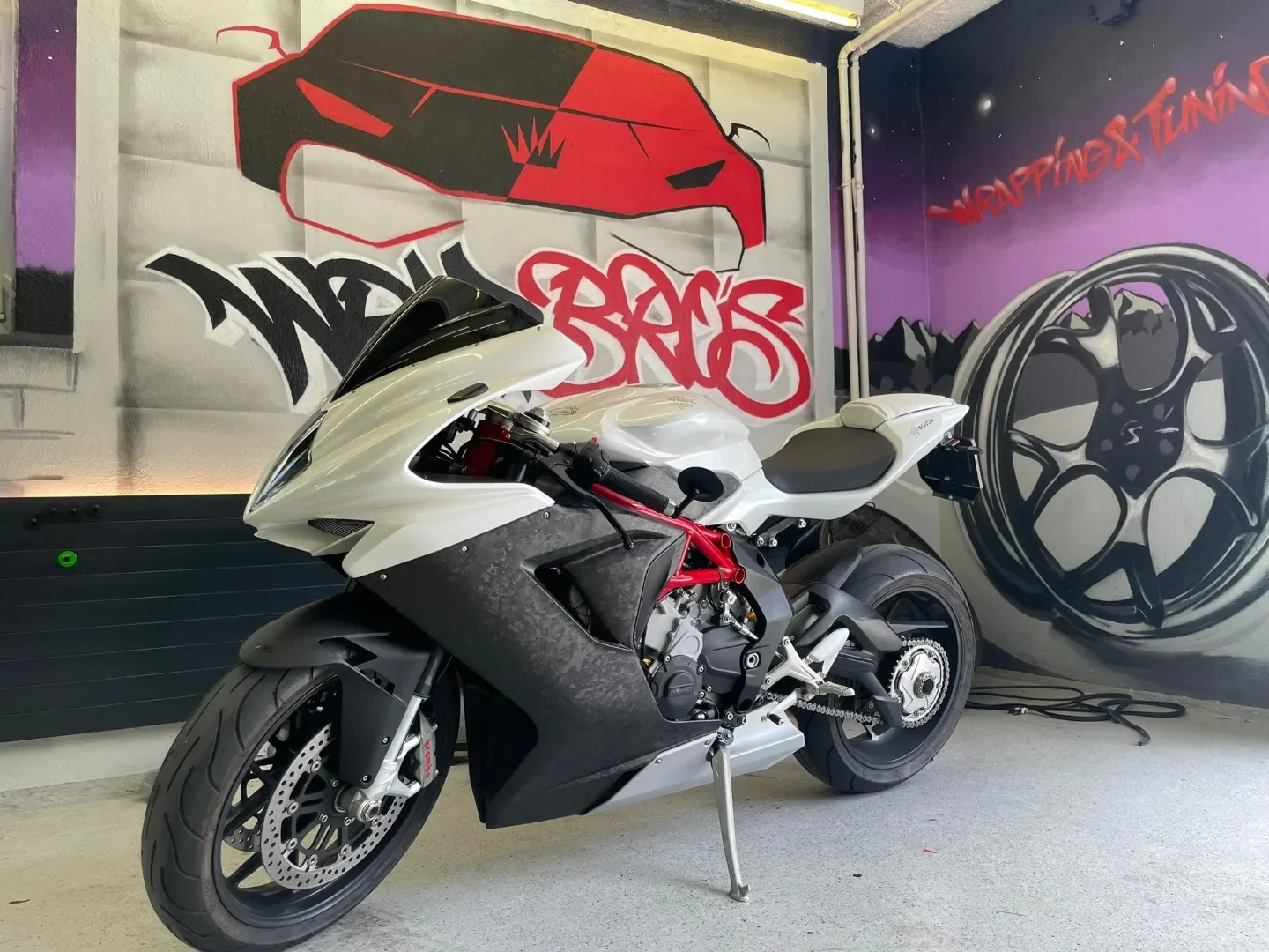 MV Agusta F3 800 (Motorrad), Motorradfolierung