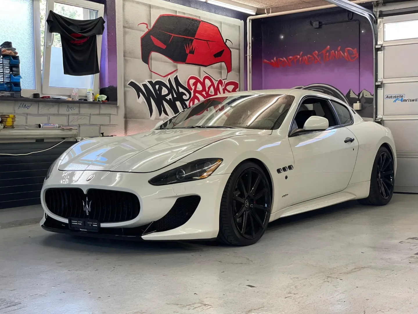 Maserati GranTurismo S, Chrome Delete + Bodykit