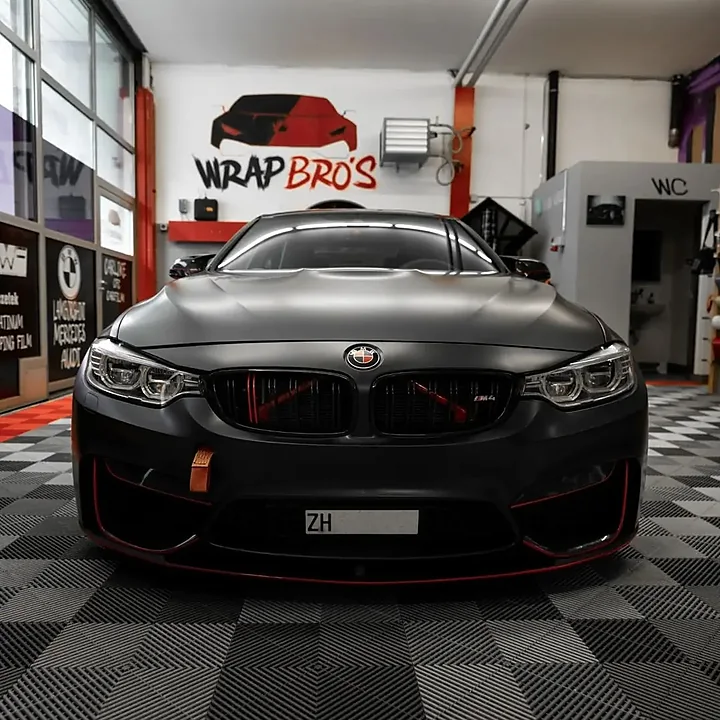 BMW M4 (F82), Folierung, Bild 2