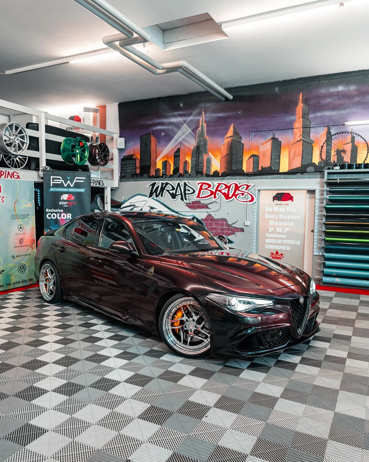 Alfa Romeo Giulia Quadrifoglio, Folierung