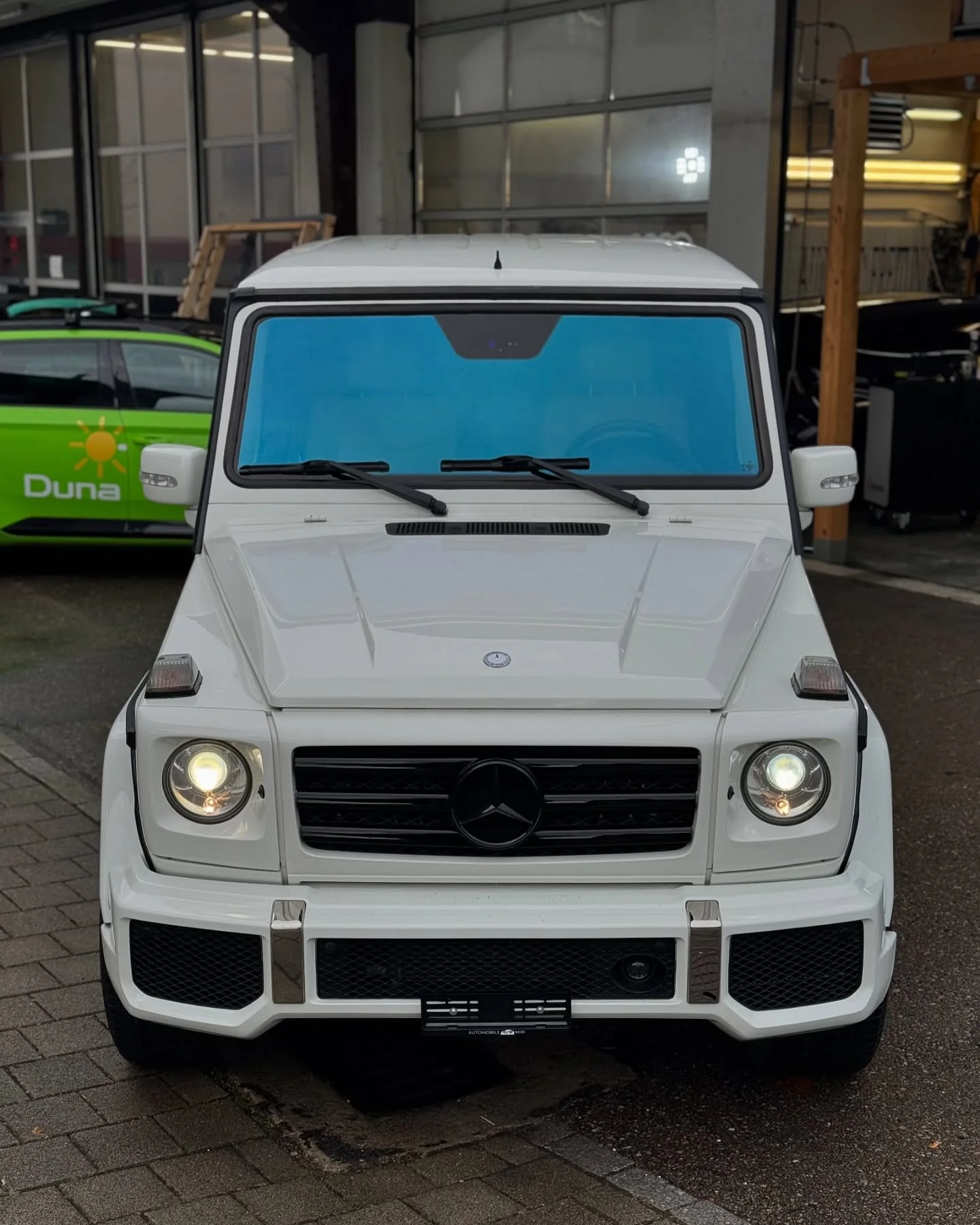 Mercedes-Benz G-Klasse (2009), Tönung + Lackierung