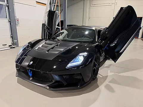 Maserati MC20 GT2 Stradale, PPF von WrapBro's