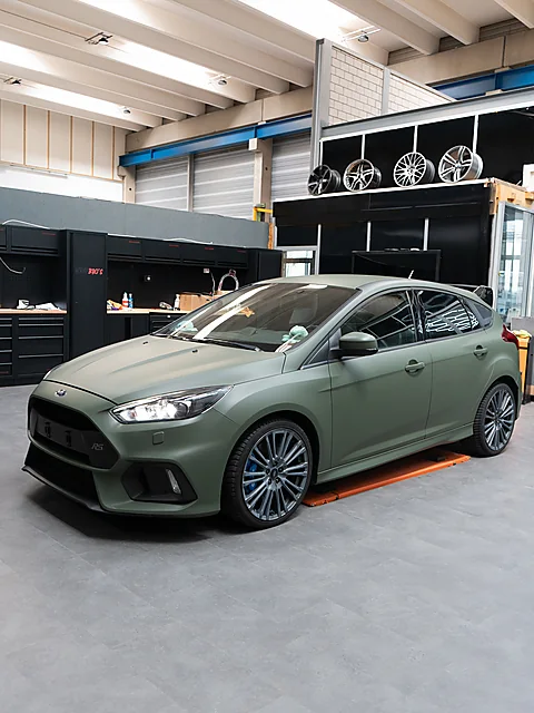 Ford Focus RS, Folierung von WrapBro's
