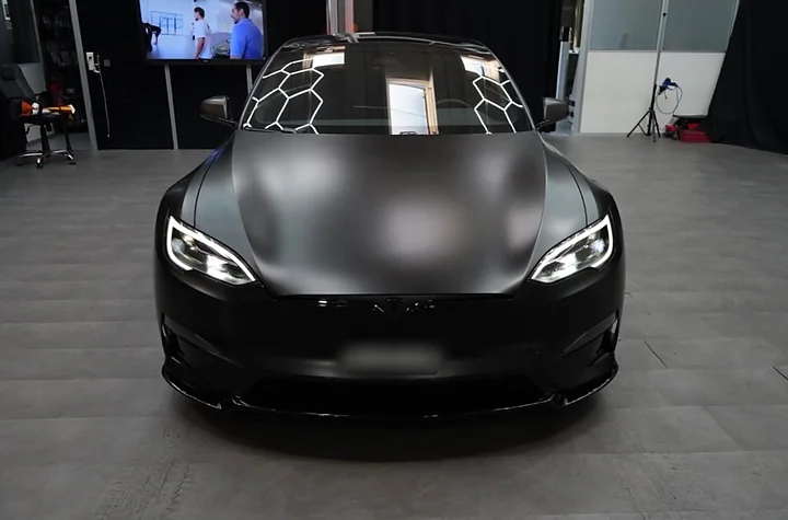 Tesla, PPF, Bild 2